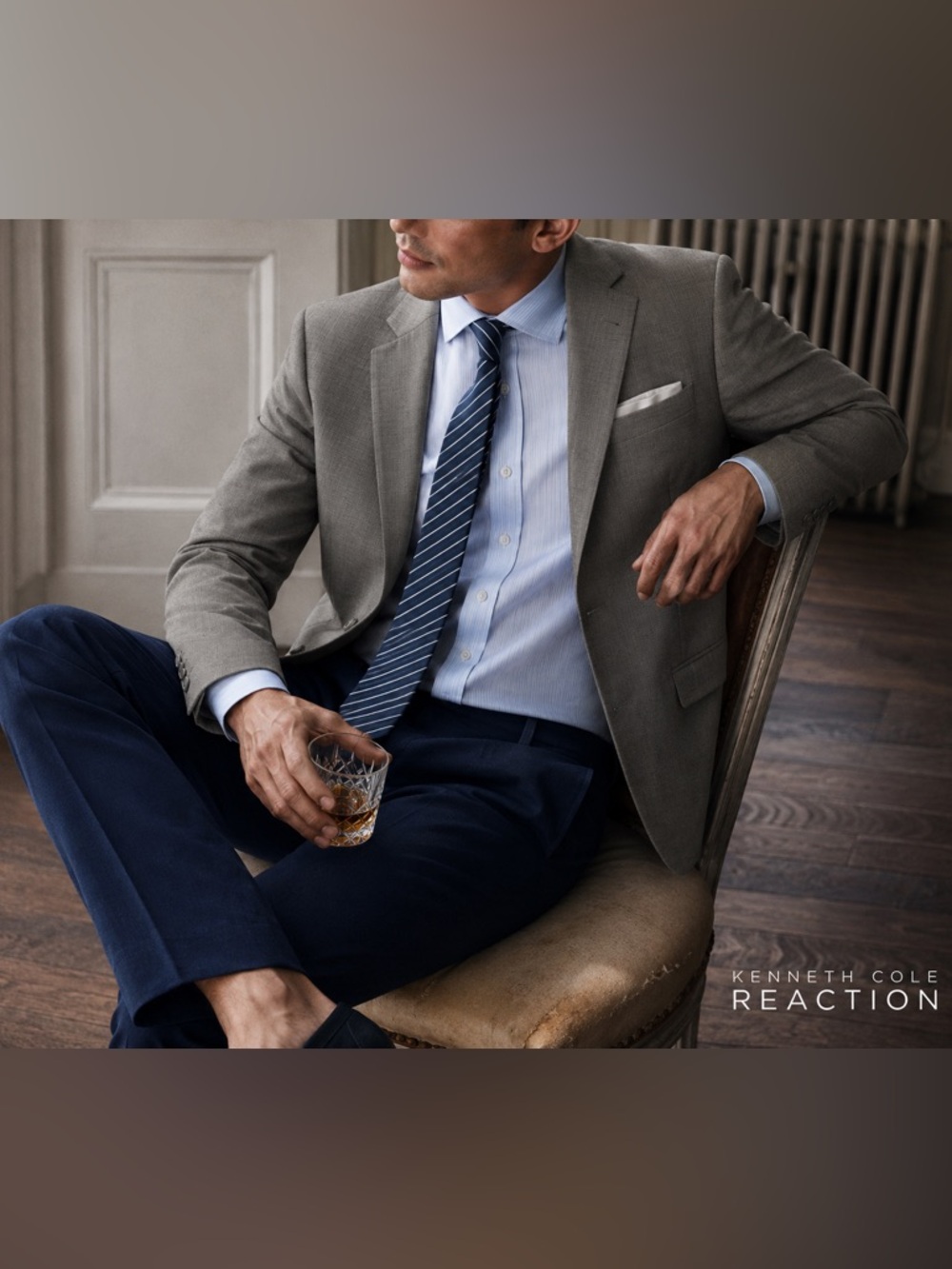Men's Gray Two-Button Suit Blazer